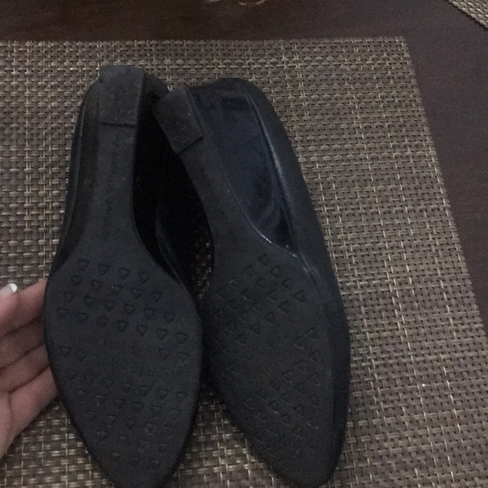 Shoes - Picture 3 of 6